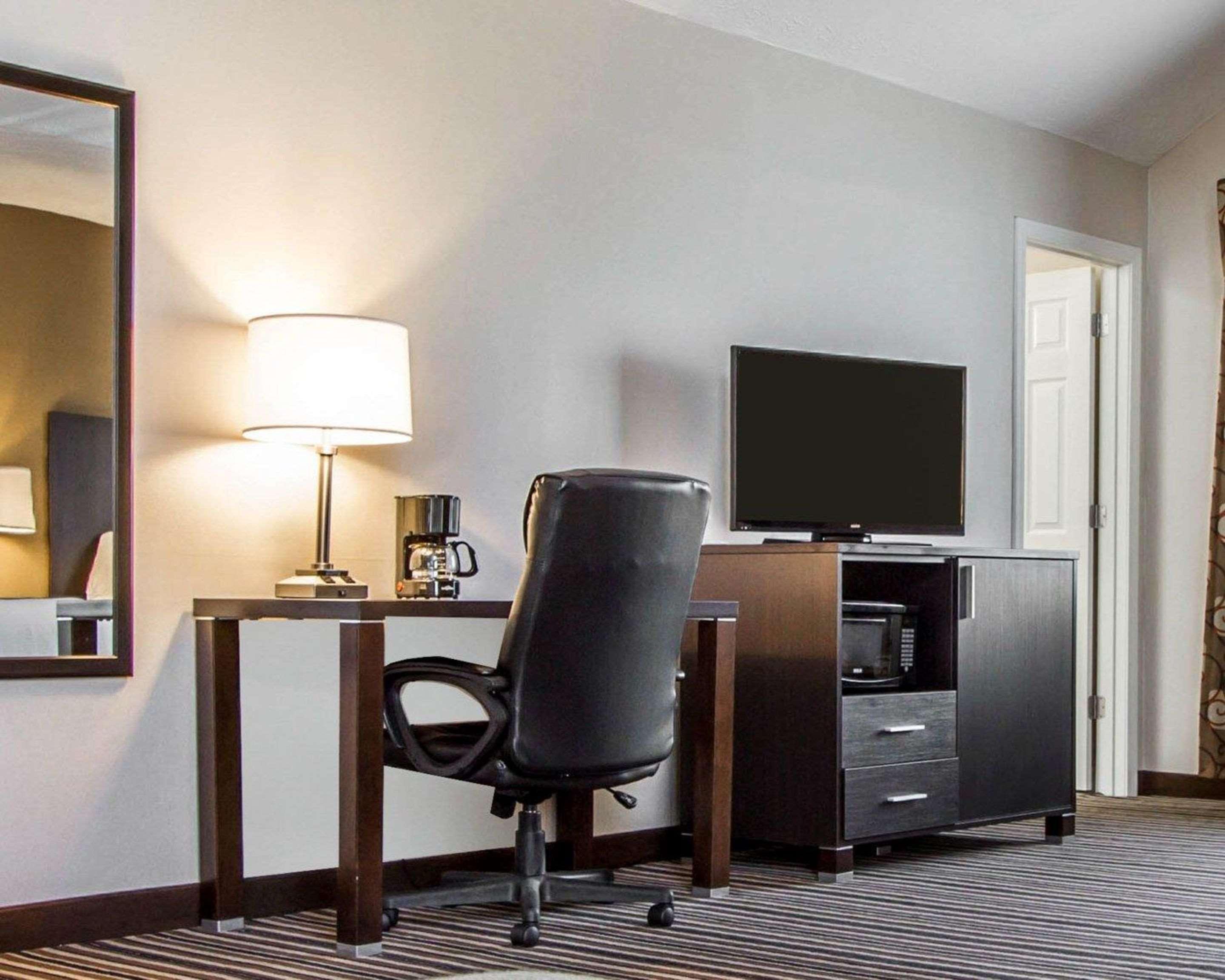 Quality Inn & Suites South Portland Εξωτερικό φωτογραφία