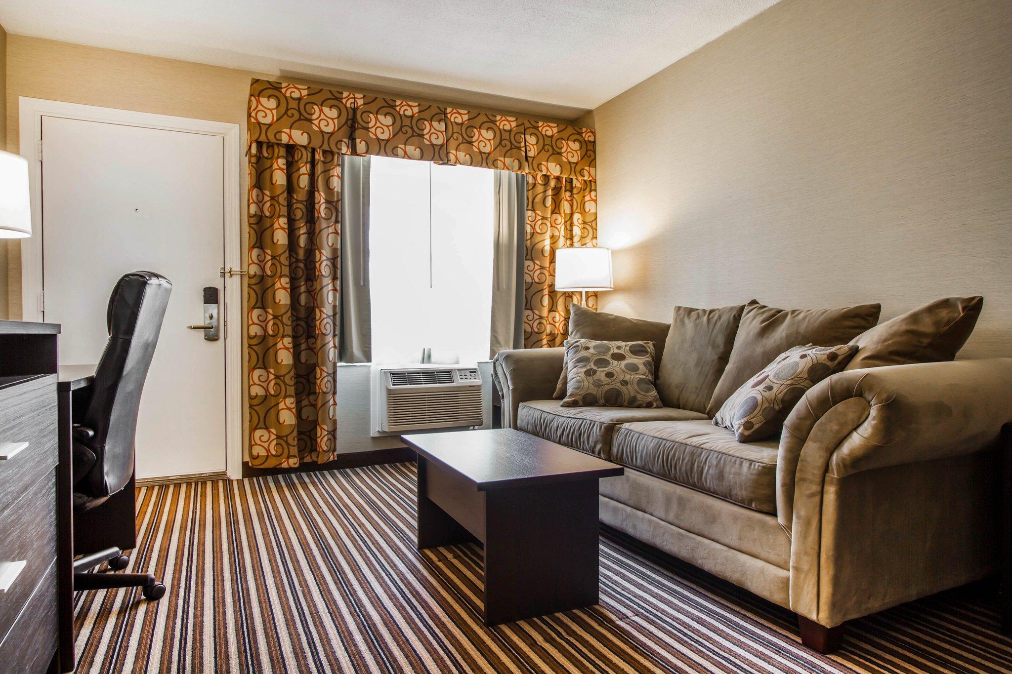 Quality Inn & Suites South Portland Εξωτερικό φωτογραφία