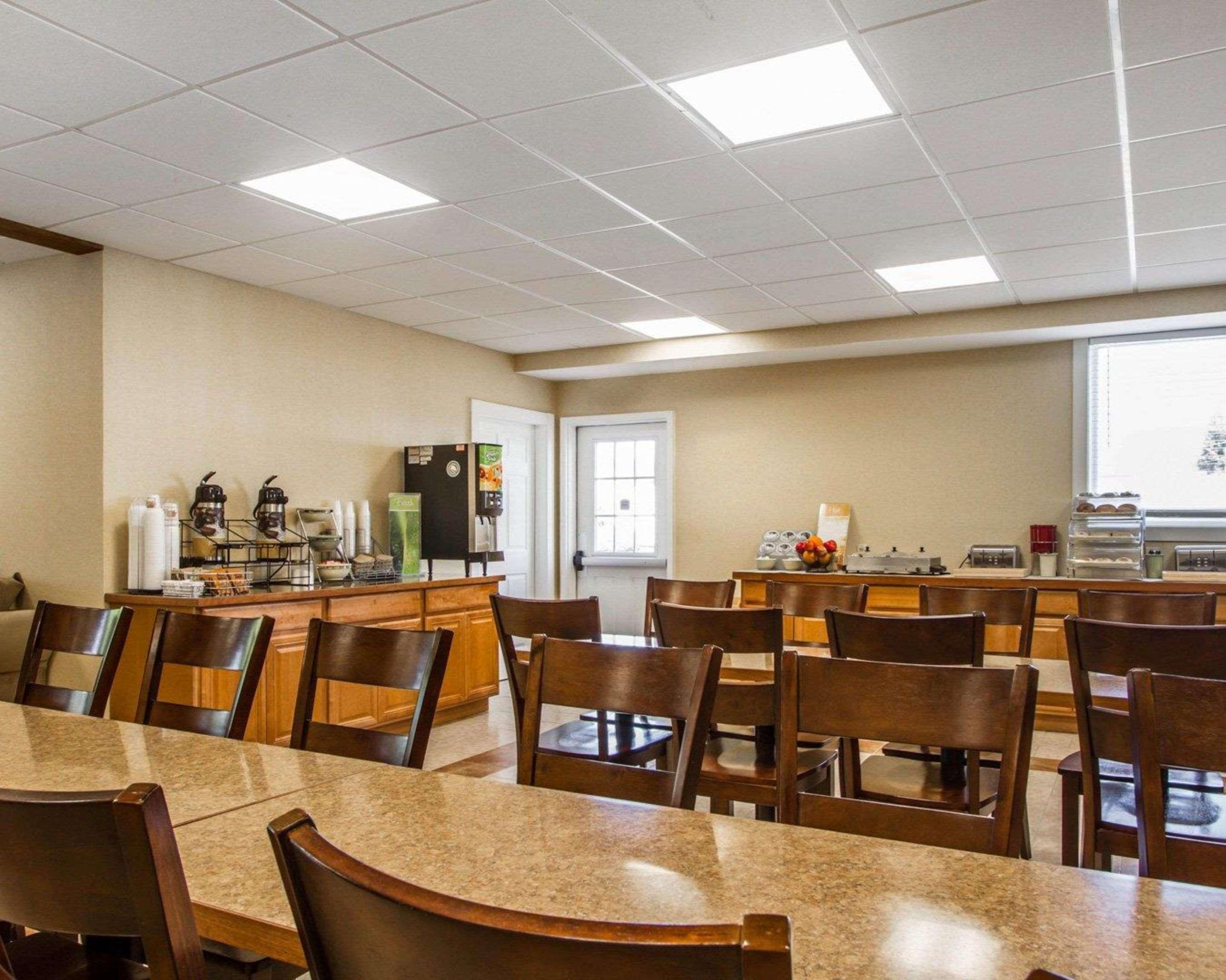 Quality Inn & Suites South Portland Εξωτερικό φωτογραφία