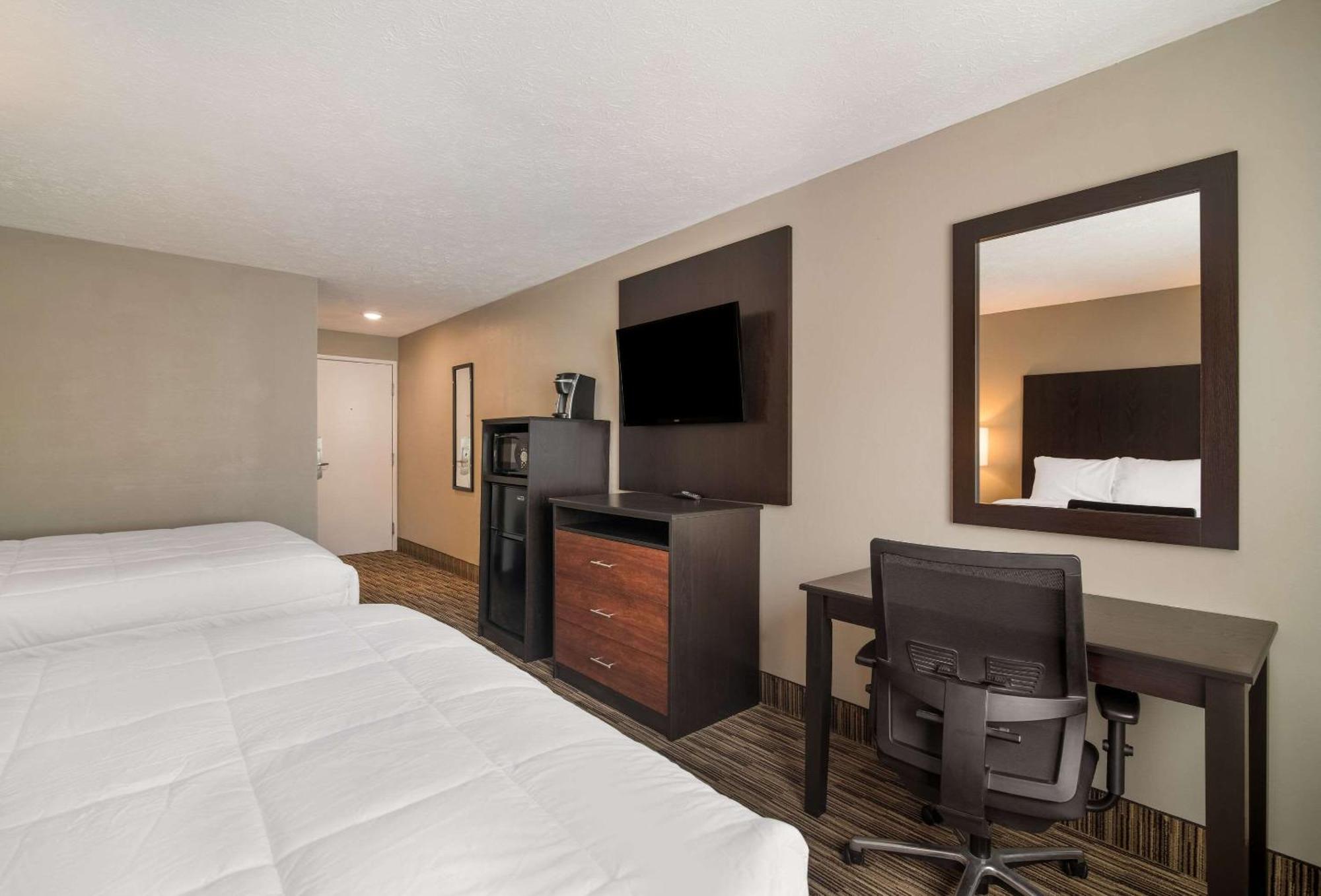 Quality Inn & Suites South Portland Εξωτερικό φωτογραφία